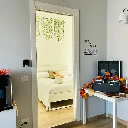 Vivina_081 ゲストハウス ナポリ